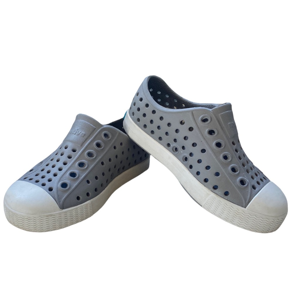 NATIVE SHOES